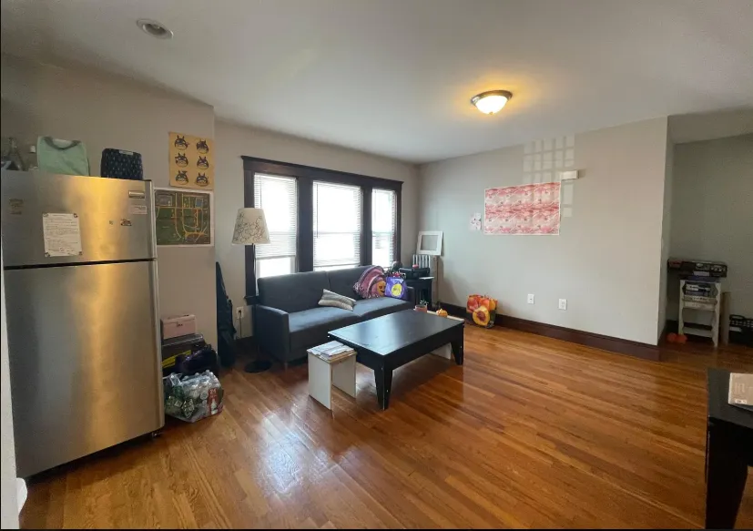 3 bed, 1 bath apartment for rent at 62 Frederick Ave Unit ., South Medford — photo 4 of 8