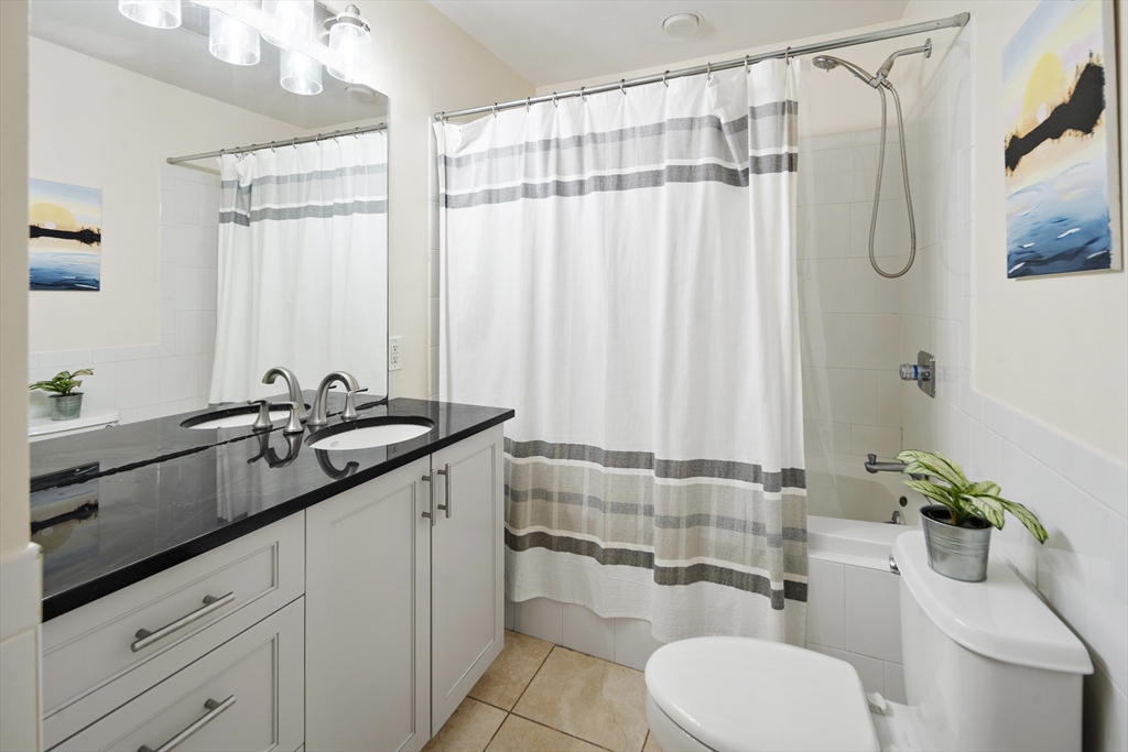 4 bed, 3 bath apartment for rent at 62 Gates St Unit 1, South Boston — photo 11 of 17