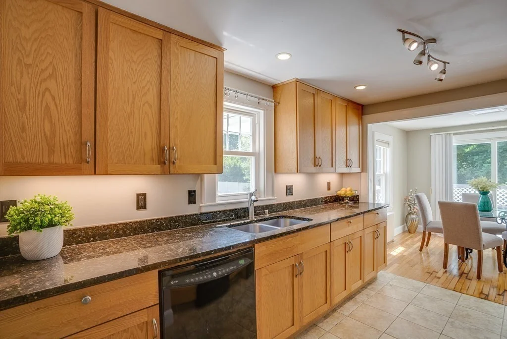 4 bed, 3 bath apartment for rent at 62 Gleason Rd, Lexington — photo 3 of 41