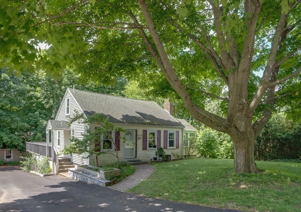 4 bed, 3 bath apartment for rent at 62 Gleason Rd, Lexington — photo 1 of 41
