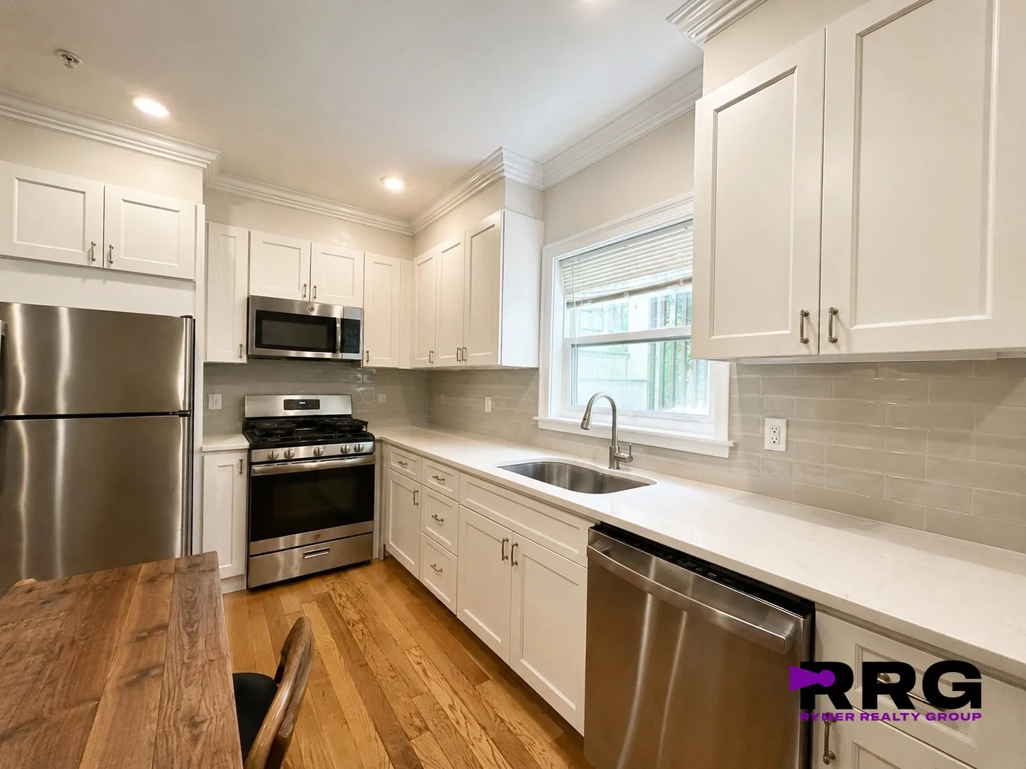 3 bed, 2 bath apartment for rent at 62 Gordon St Unit 1, Brighton — photo 2 of 7