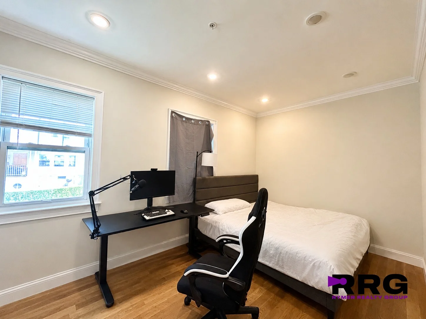 3 bed, 2 bath apartment for rent at 62 Gordon St Unit 1, Brighton — photo 5 of 7