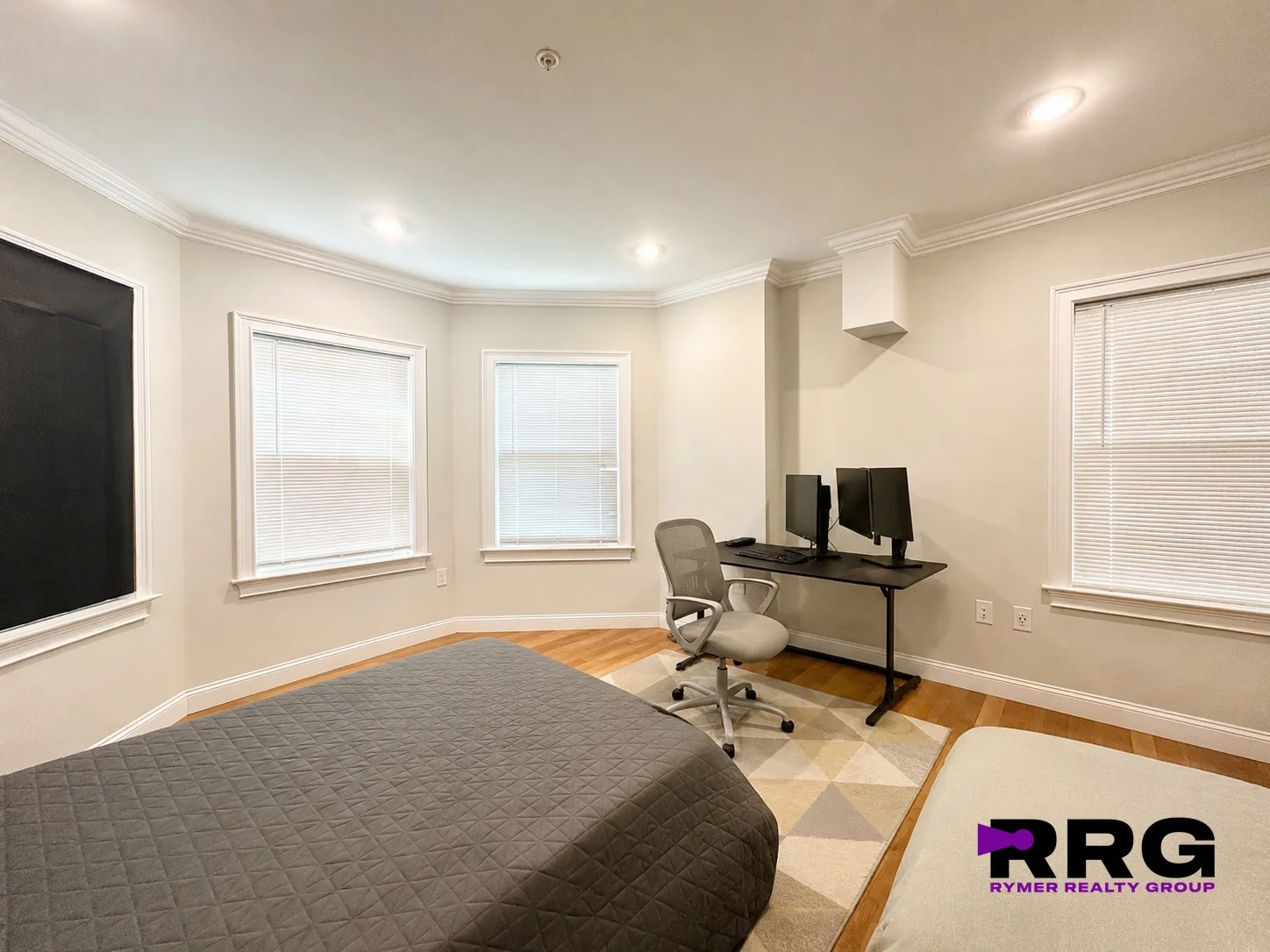 3 bed, 2 bath apartment for rent at 62 Gordon St Unit 1, Brighton — photo 4 of 7