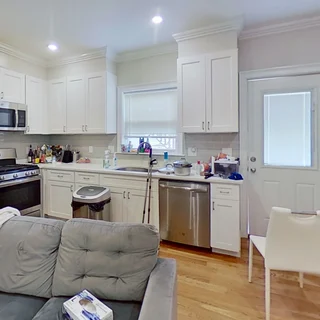 3 bed, 2 bath apartment for rent at 62 Gordon St Unit 1, Brighton