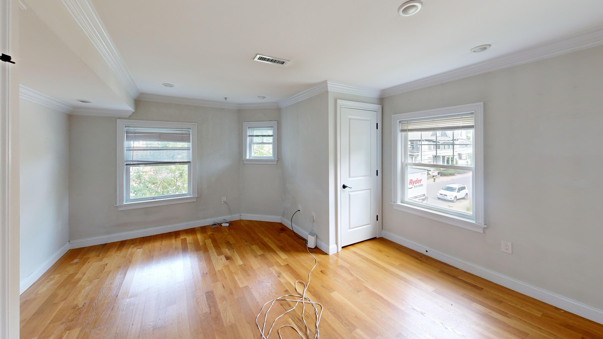 3 bed, 2 bath apartment for rent at 62 Gordon St Unit 1A, Allston — photo 6 of 14
