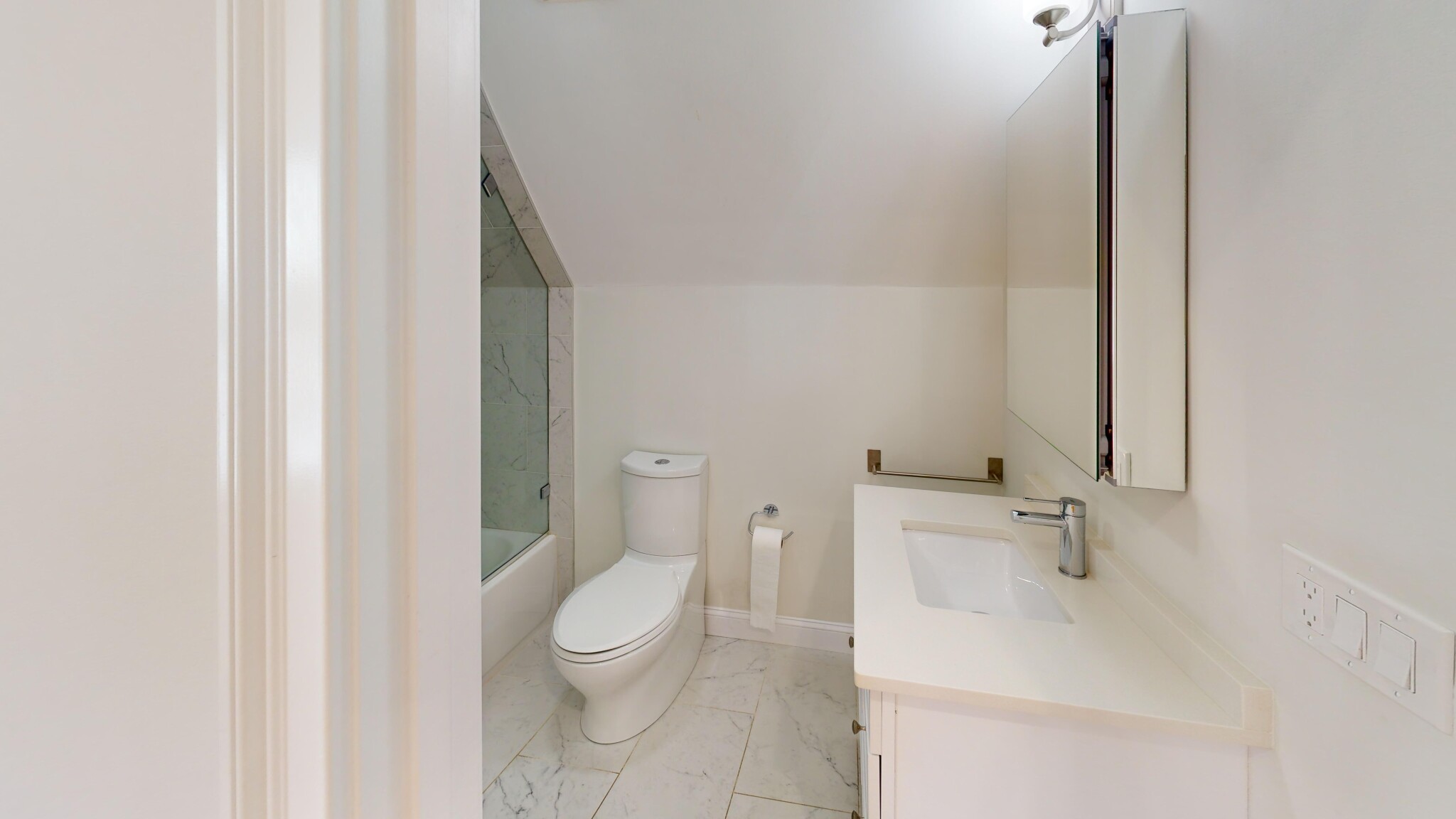 3 bed, 2 bath apartment for rent at 62 Gordon St Unit 1A, Allston — photo 14 of 14
