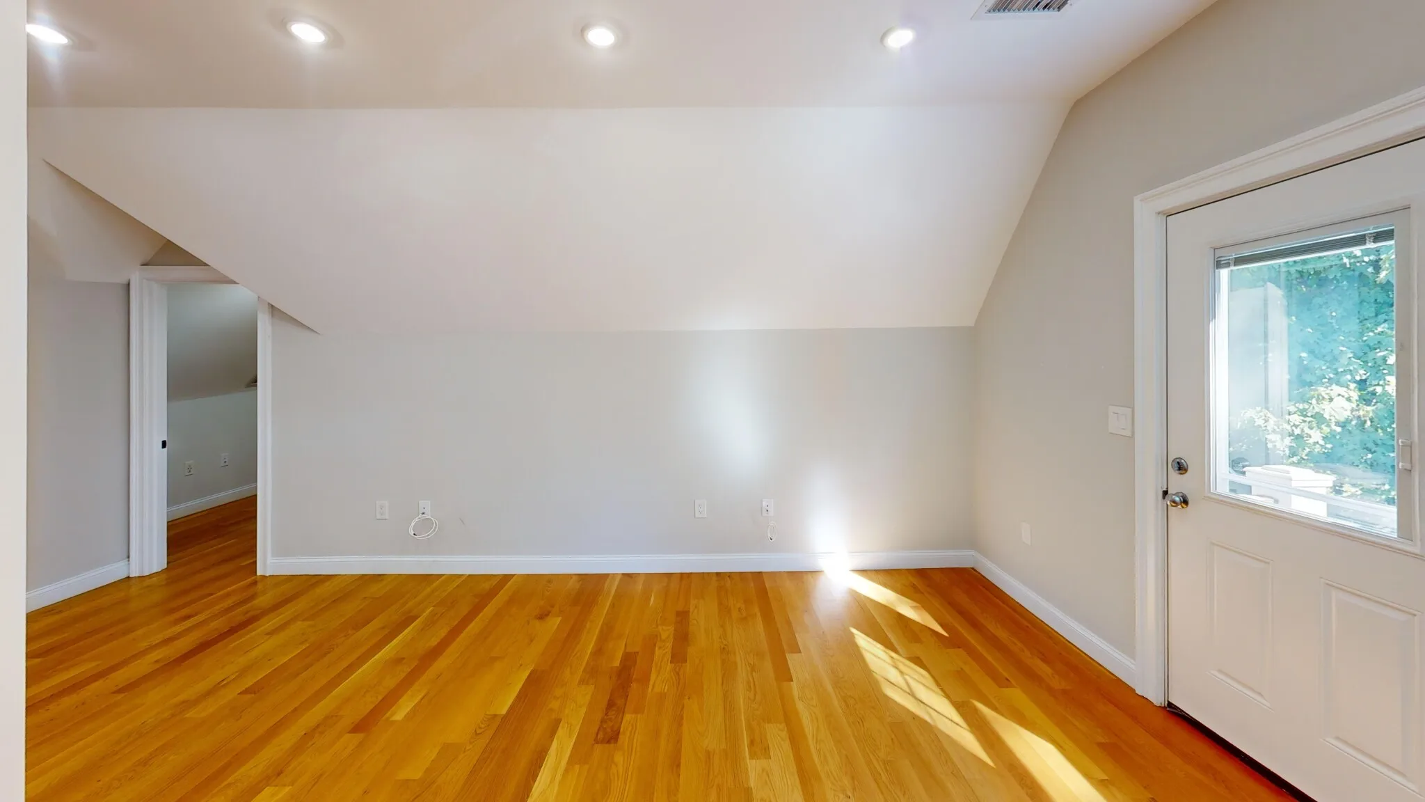 2 bed, 2 bath apartment for rent at 62 Gordon St Unit 3, Brighton — photo 3 of 11