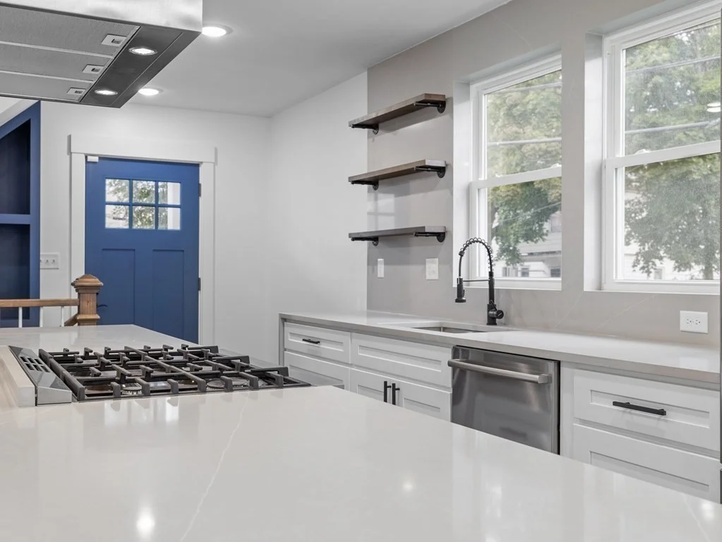 3 bed, 2 bath apartment for rent at 62 Governor Winthrop Rd Unit 1, Ten Hills — photo 3 of 27