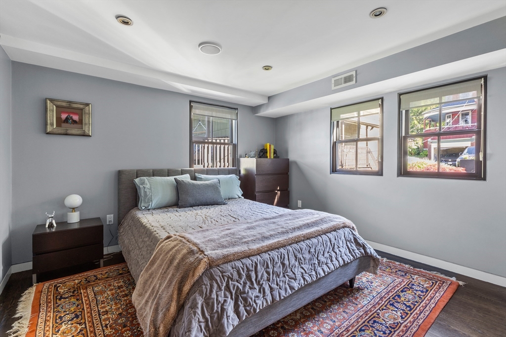 2 bed, 2 bath apartment for rent at 62 Grampian Way Unit Furnished, Dorchester — photo 17 of 37