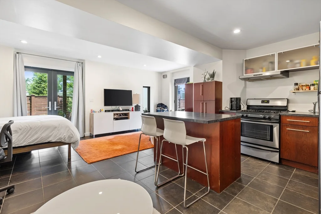 Studio bed, 1 bath apartment for rent at 62 Grampian Way Unit Studio, Dorchester — photo 12 of 25