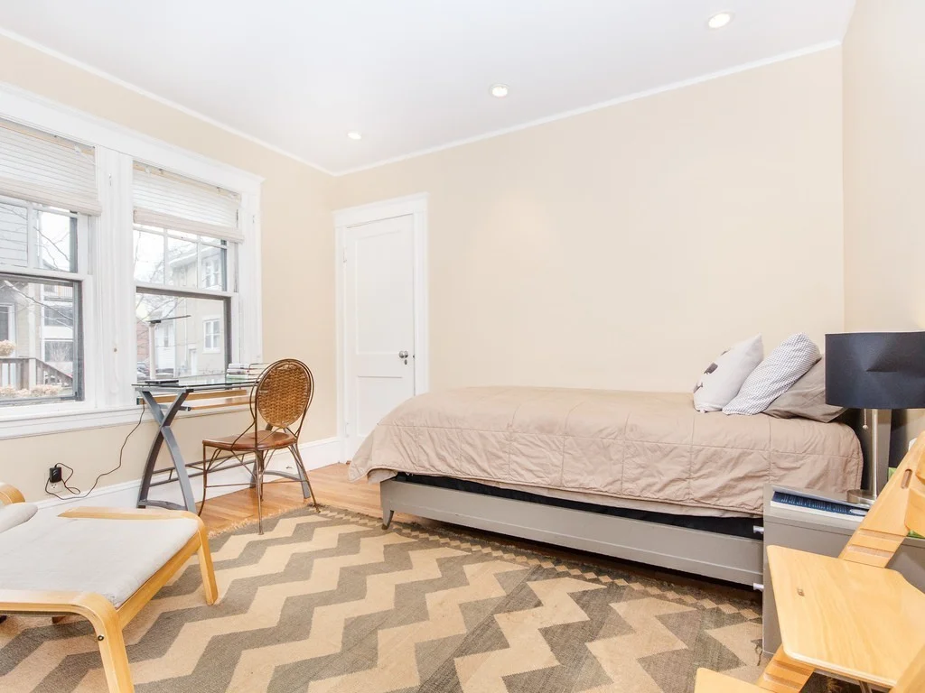 2 bed, 1 bath apartment for rent at 62 Granville Rd Unit 1, West Cambridge — photo 10 of 18