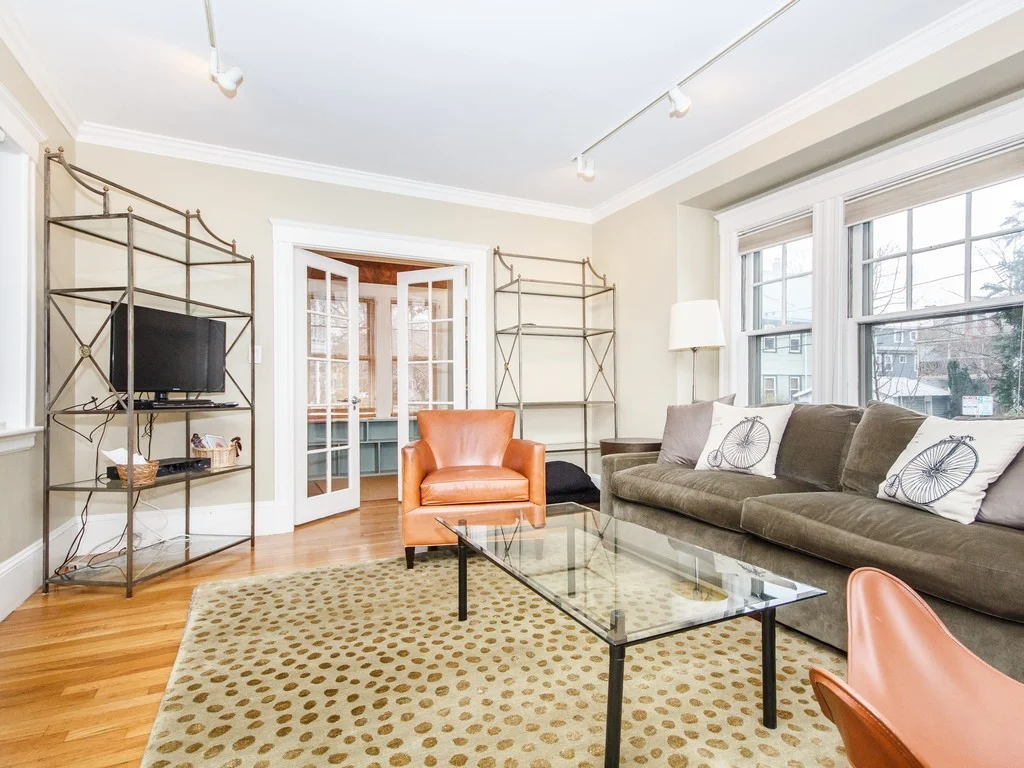 2 bed, 1 bath apartment for rent at 62 Granville Rd Unit 1, West Cambridge — photo 2 of 18
