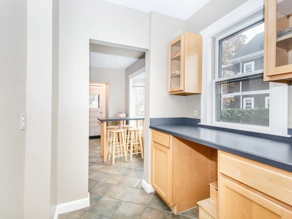 2 bed, 1 bath apartment for rent at 62 Granville Rd Unit 1, West Cambridge — photo 6 of 18