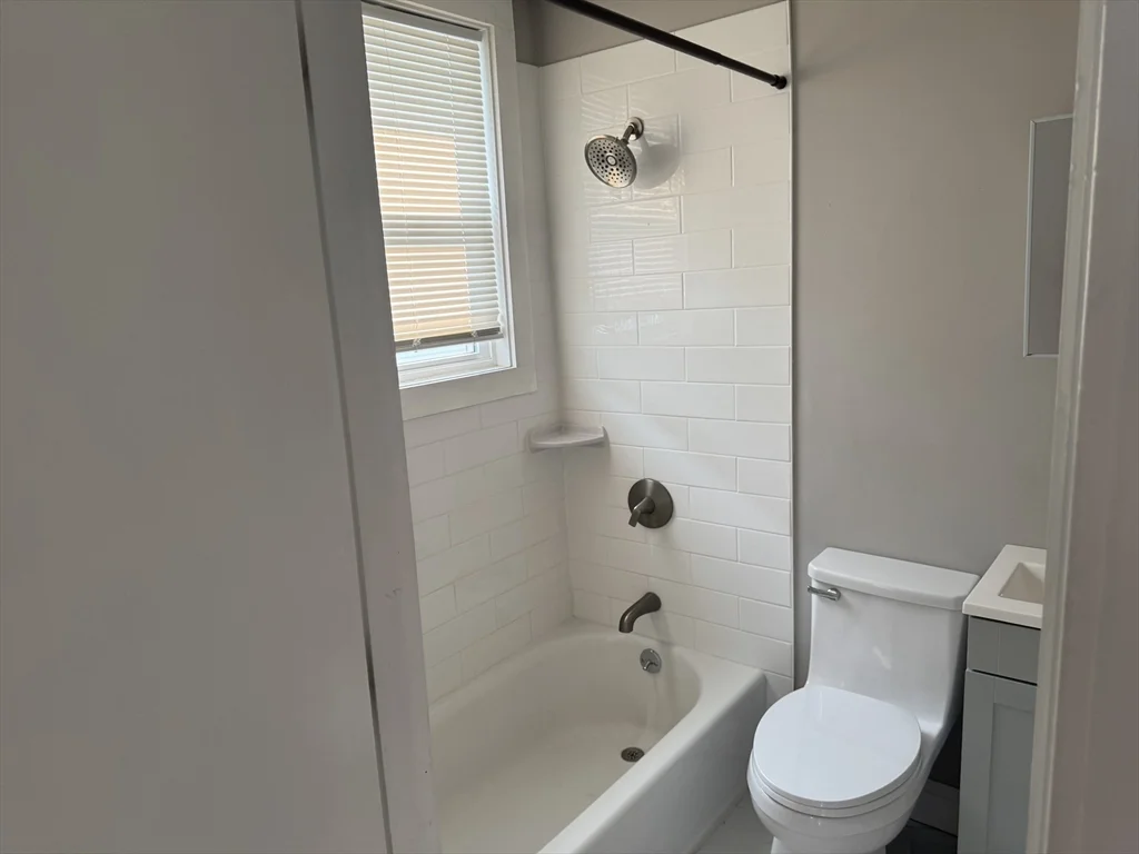 2 bed, 1 bath apartment for rent at 62 Greenwich St Unit 3R, Dorchester — photo 7 of 7