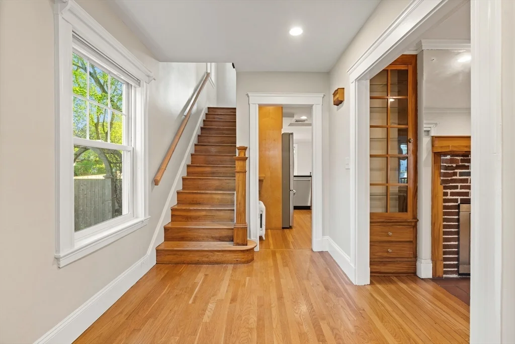 4 bed, 2 bath apartment for rent at 62 Harding Rd, Lexington — photo 6 of 42