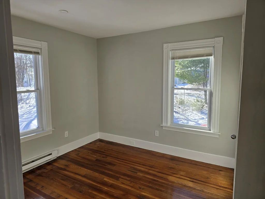 3 bed, 1 bath apartment for rent at 62 Hartford Unit 2, Fitchburg — photo 4 of 7