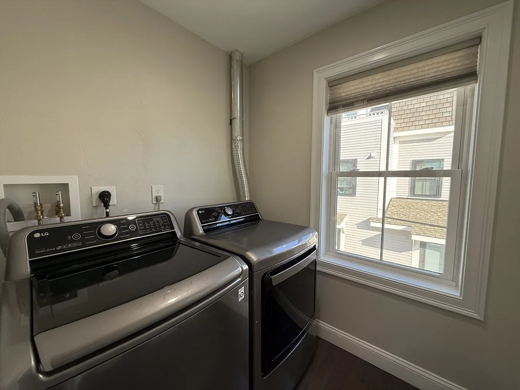 3 bed, 2 bath apartment for rent at 62 Harvard Ave Unit 62, Hyde Park — photo 17 of 25