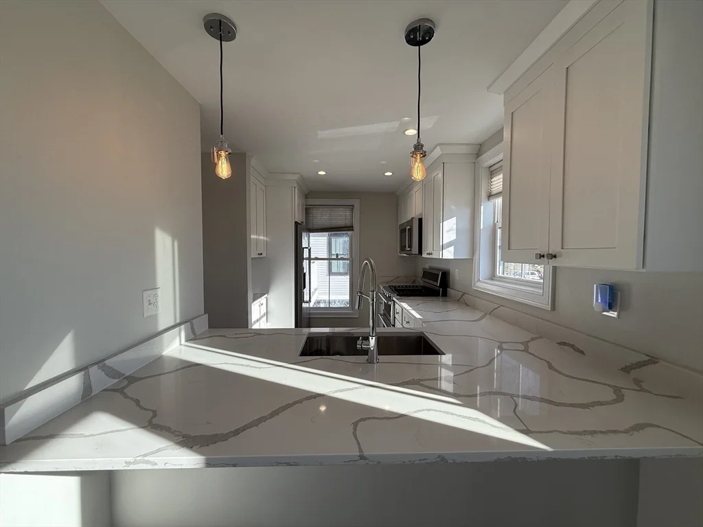 3 bed, 2 bath apartment for rent at 62 Harvard Ave Unit 62, Hyde Park — photo 8 of 25