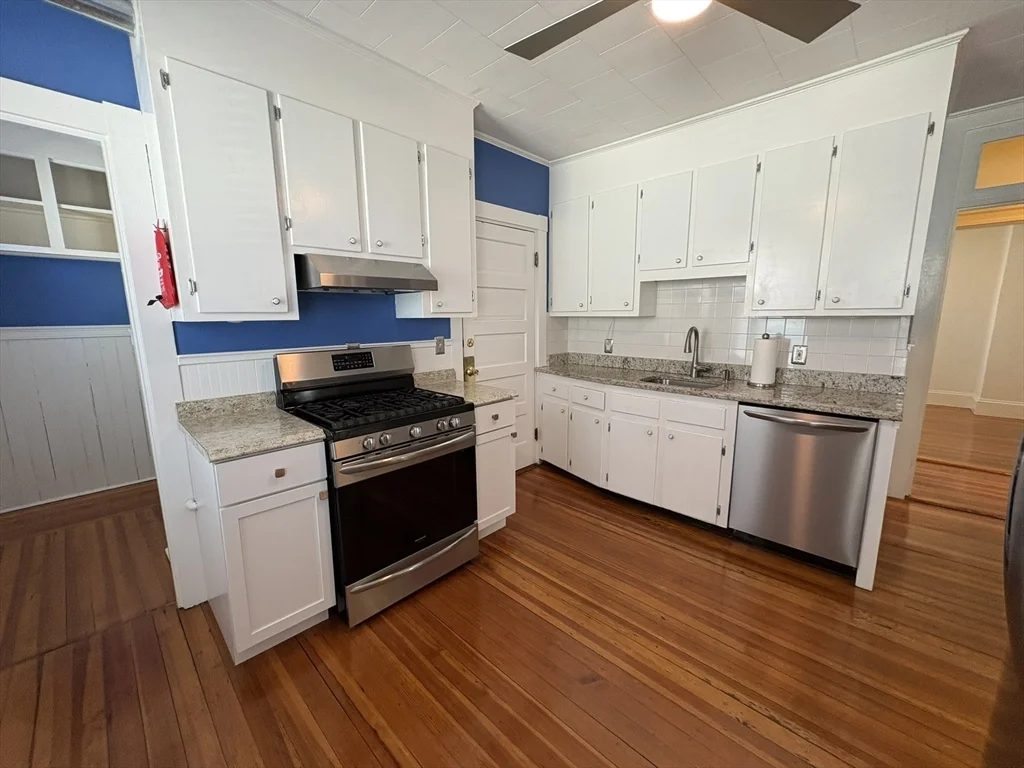 3 bed, 1 bath apartment for rent at 62 Ibbetson St Unit B, Davis Square — photo 14 of 21