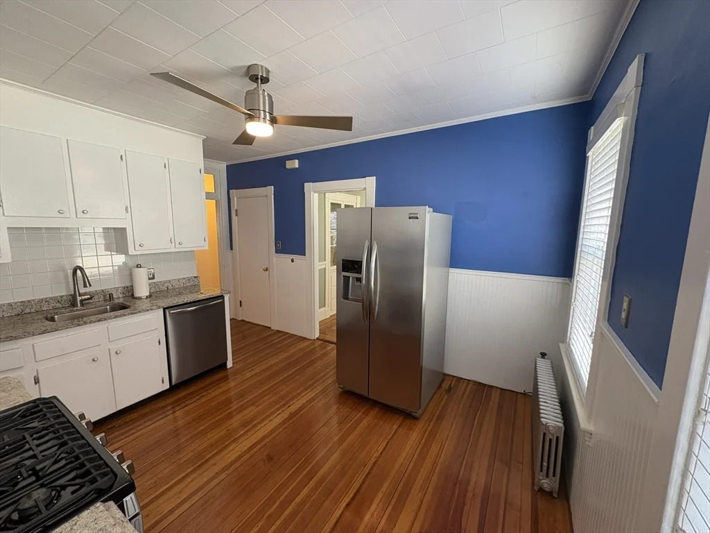 3 bed, 1 bath apartment for rent at 62 Ibbetson St Unit B, Davis Square — photo 15 of 21