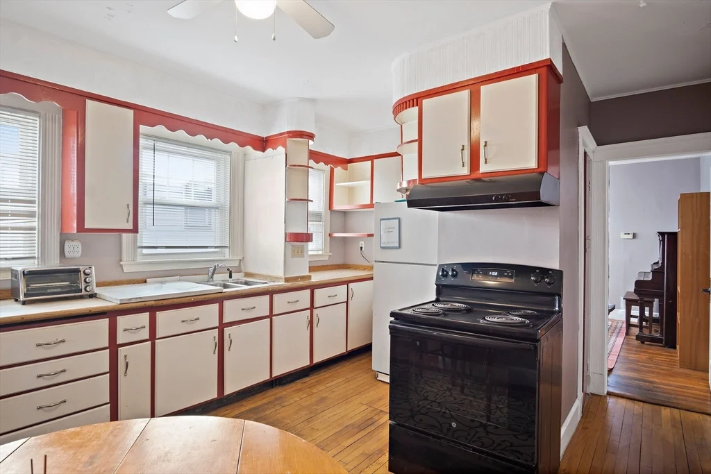 1 bed, 1 bath apartment for rent at 62 Jamaica St Unit 1(Room), Jamaica Plain