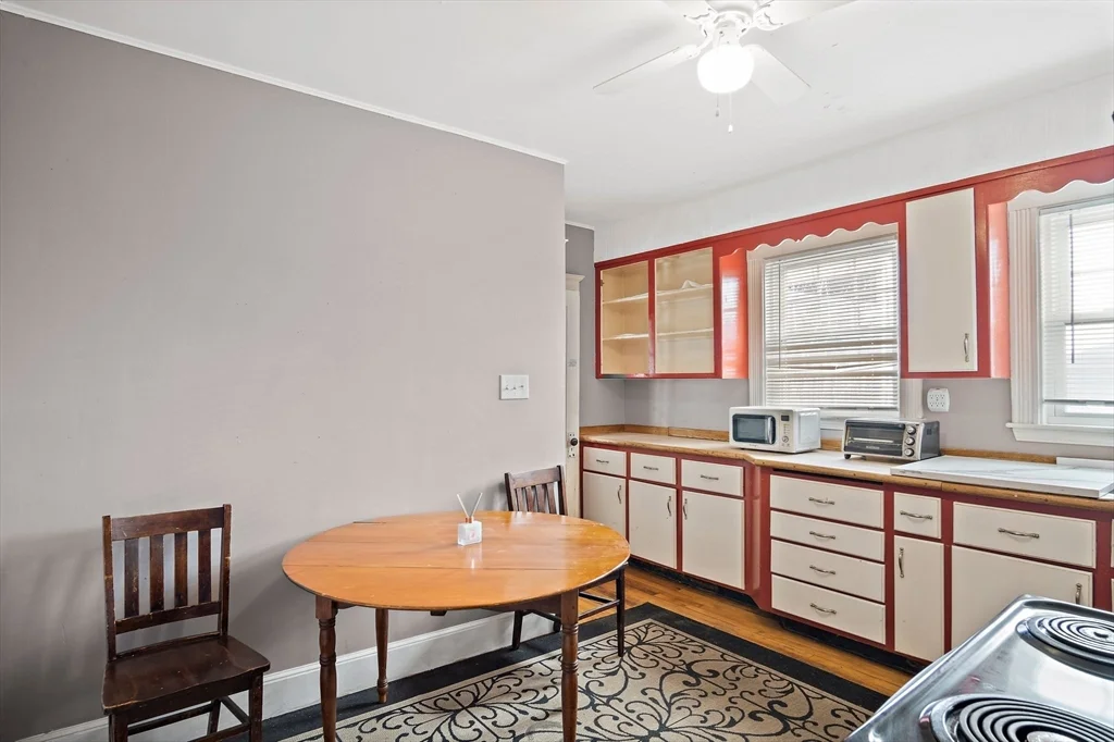 1 bed, 1 bath apartment for rent at 62 Jamaica St Unit 1(Room), Jamaica Plain — photo 4 of 15