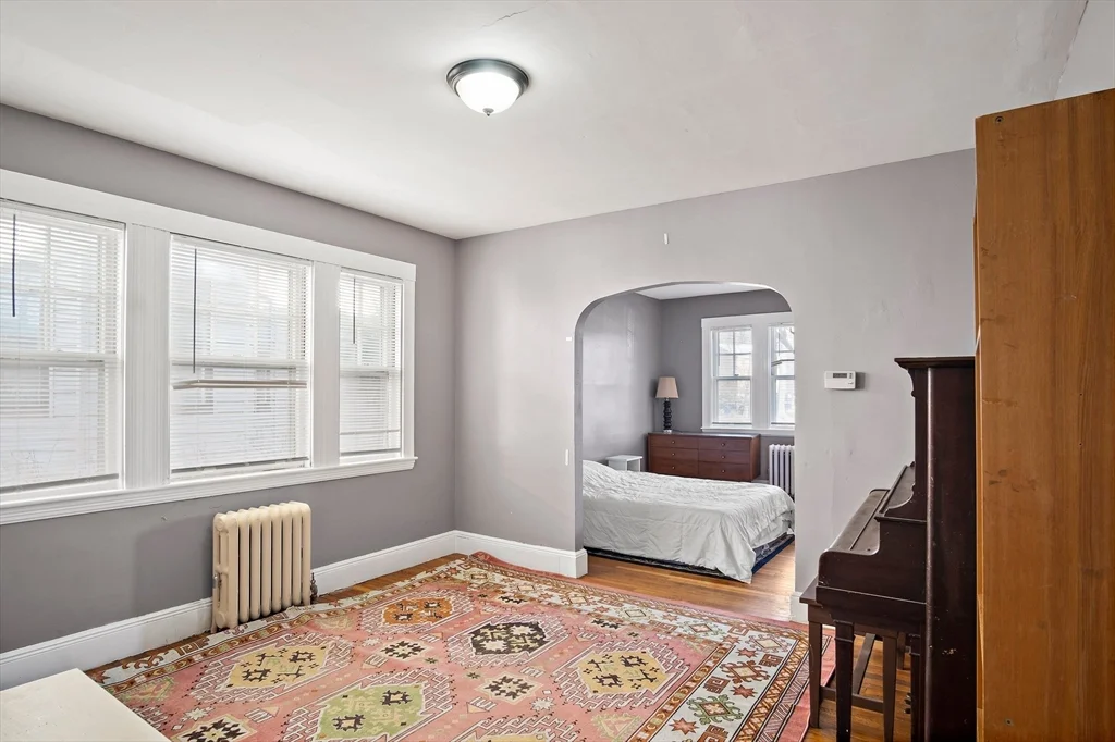 1 bed, 1 bath apartment for rent at 62 Jamaica St Unit 1(Room), Jamaica Plain — photo 9 of 15