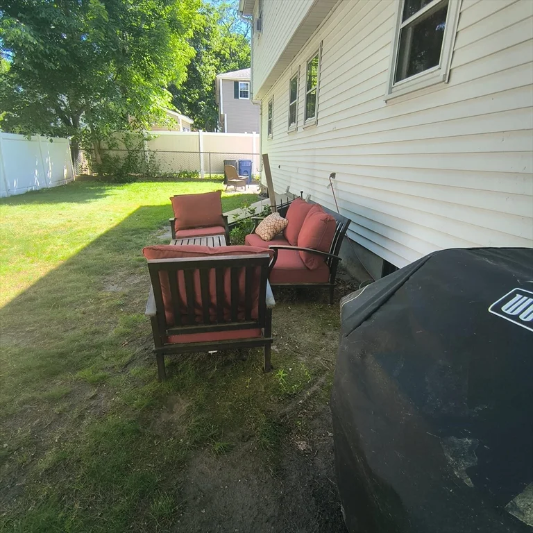 2 bed, 1 bath apartment for rent at 62 Lancaster Rd Unit 1, Arlington — photo 7 of 9