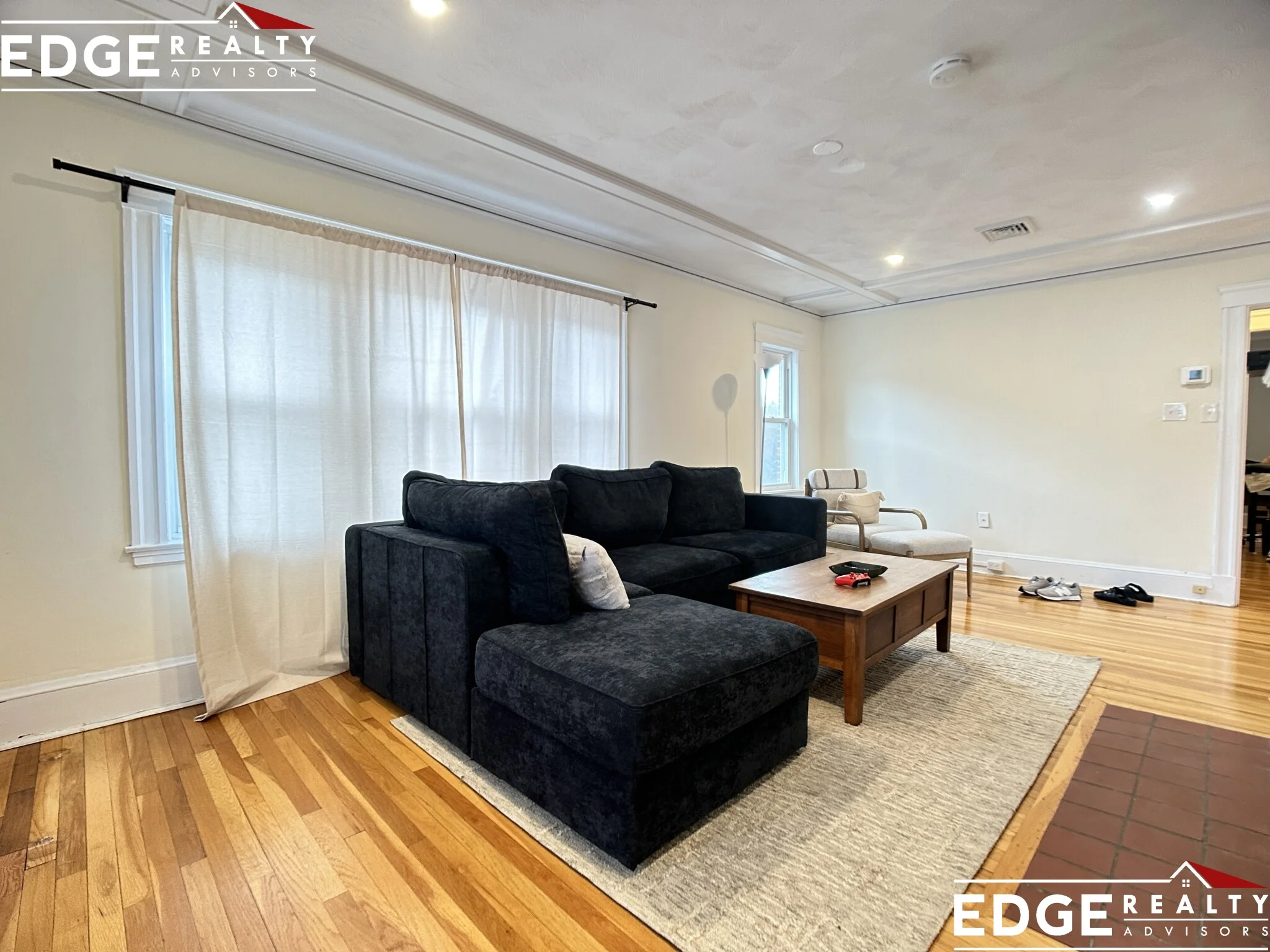 3 bed, 1 bath apartment for rent at 62 Lane Park Unit 2, Brighton — photo 4 of 11