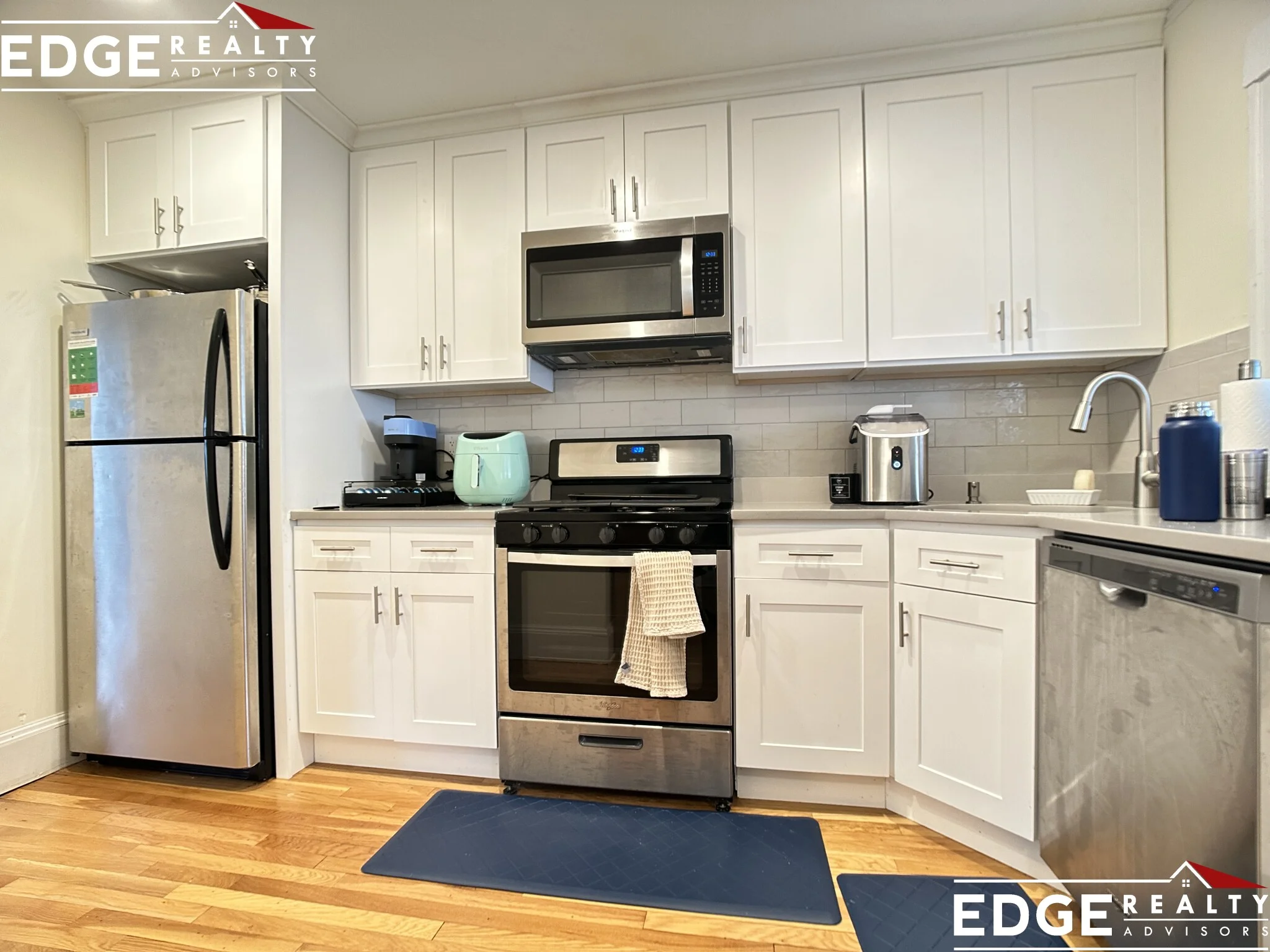3 bed, 1 bath apartment for rent at 62 Lane Park Unit 2, Brighton