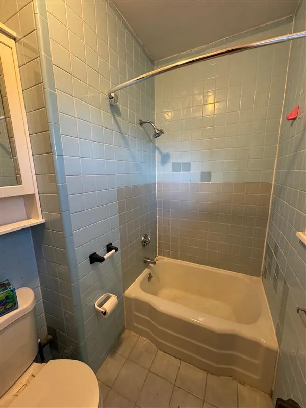 2 bed, 1 bath apartment for rent at 62 Liberty Ave Unit 2, Powder House Square — photo 9 of 11