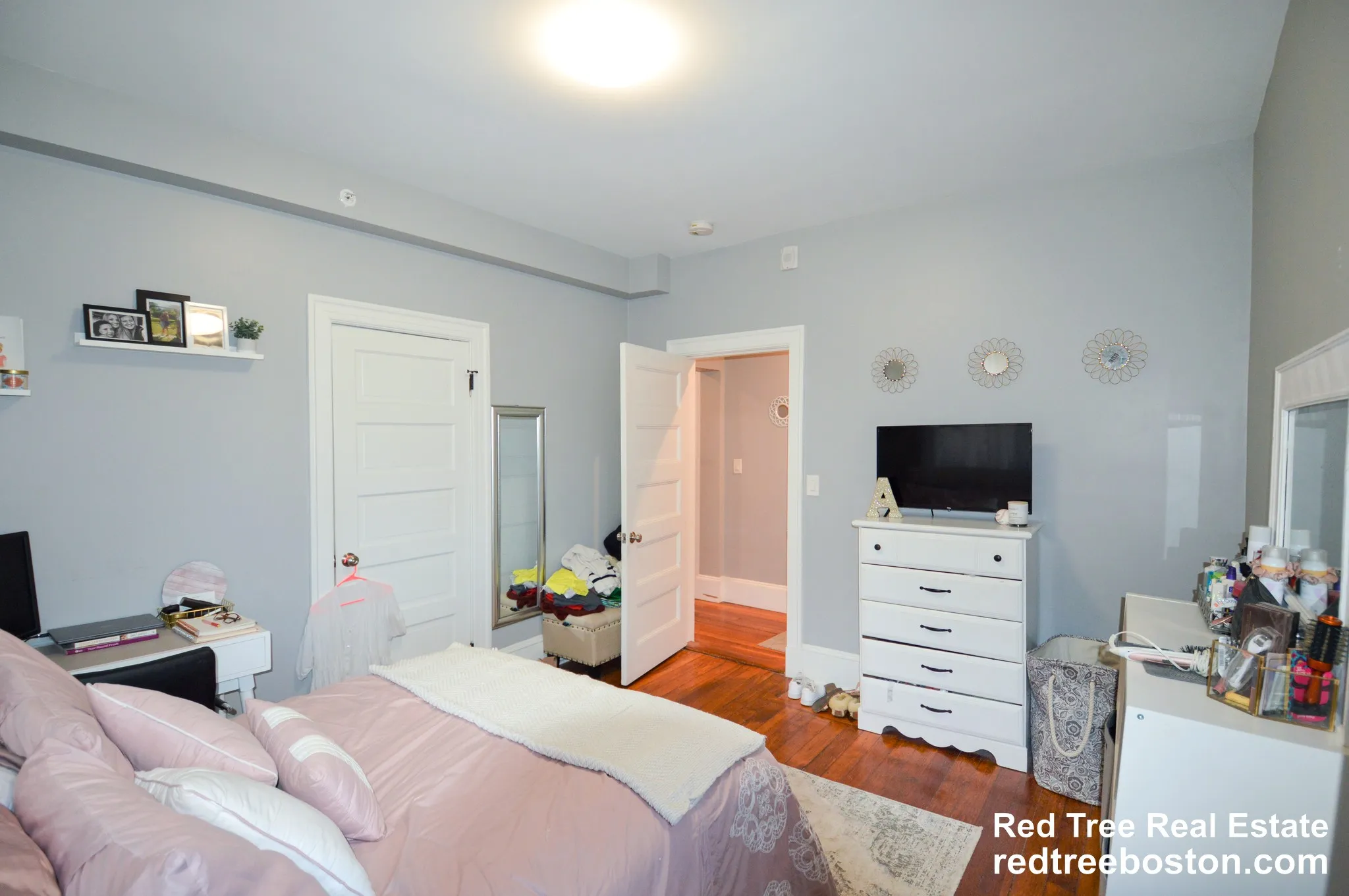 4 bed, 2 bath apartment for rent at 62 Mapleton St Unit 2A, Brighton — photo 9 of 13