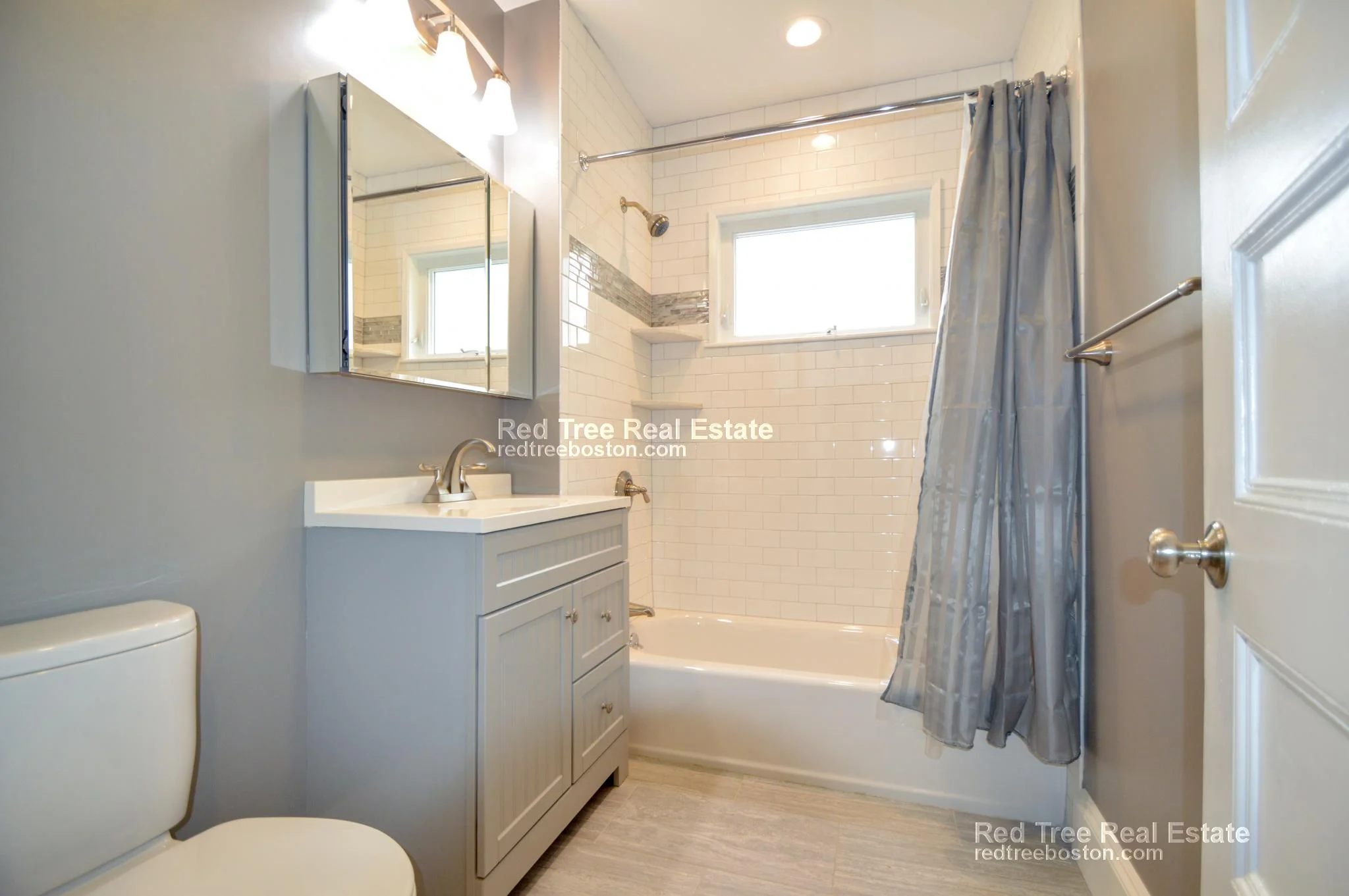 4 bed, 2 bath apartment for rent at 62 Mapleton St Unit 2A, Brighton — photo 11 of 13