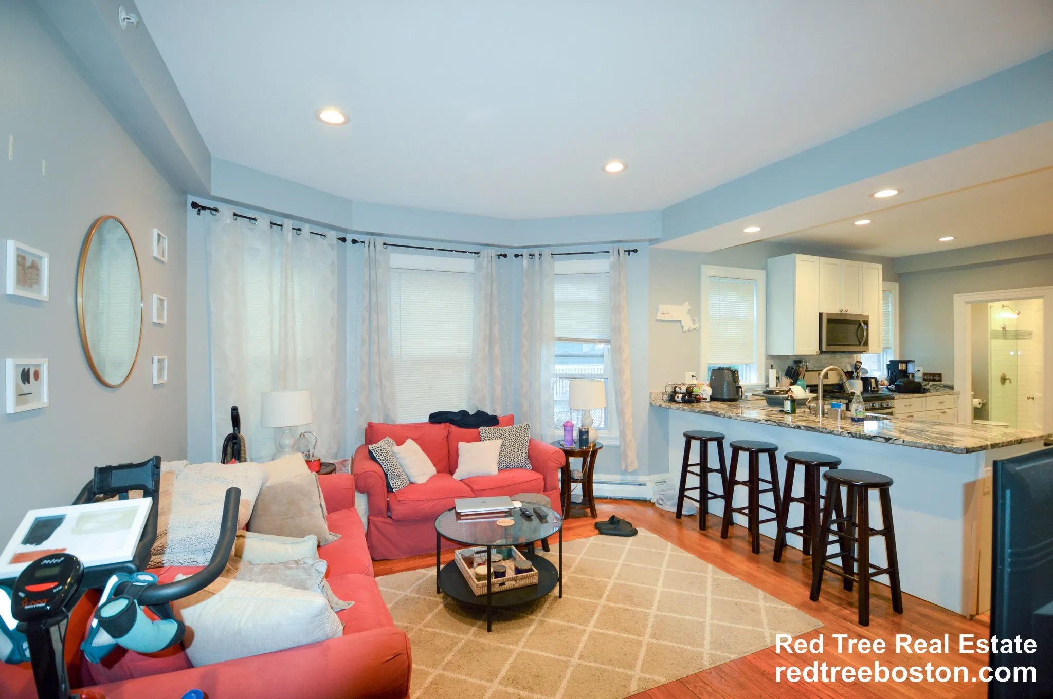4 bed, 2 bath apartment for rent at 62 Mapleton St Unit 2A, Brighton — photo 1 of 13