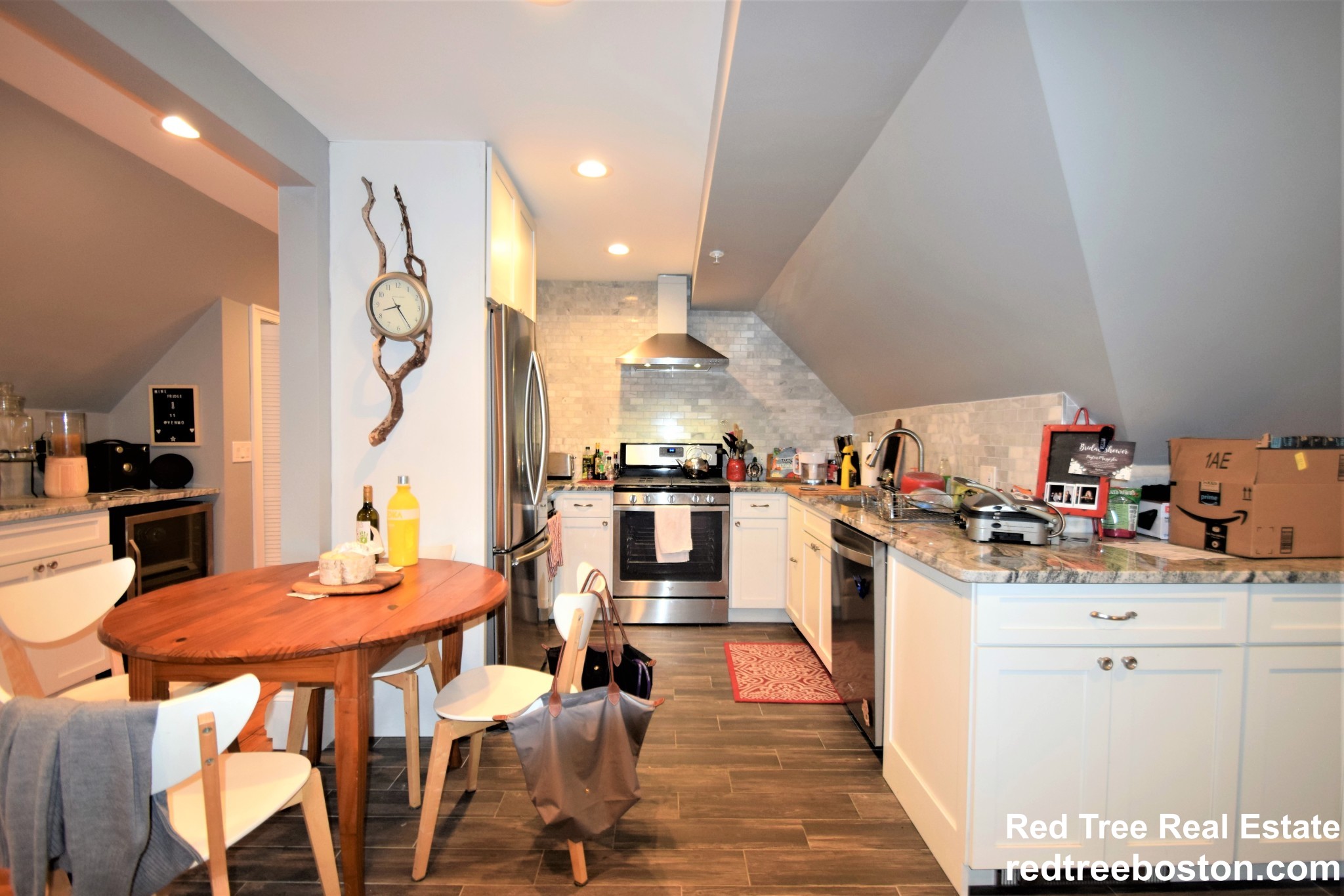 2 bed, 1 bath apartment for rent at 62 Mapleton St Unit 3, Brighton — photo 1 of 9