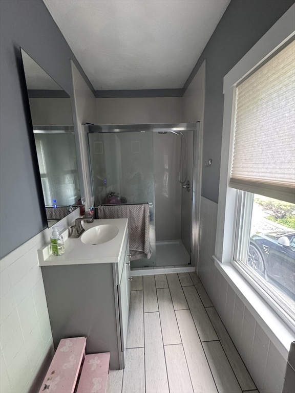 2 bed, 1 bath apartment for rent at 62 Mount Pleasant St, Lynn — photo 8 of 8