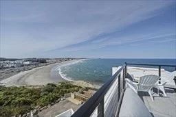 2 bed, 2 bath apartment for rent at 62 Oceanside Dr Unit 62, Atlantic Hill — photo 2 of 34
