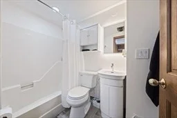 2 bed, 2 bath apartment for rent at 62 Oceanside Dr Unit 62, Atlantic Hill — photo 27 of 34