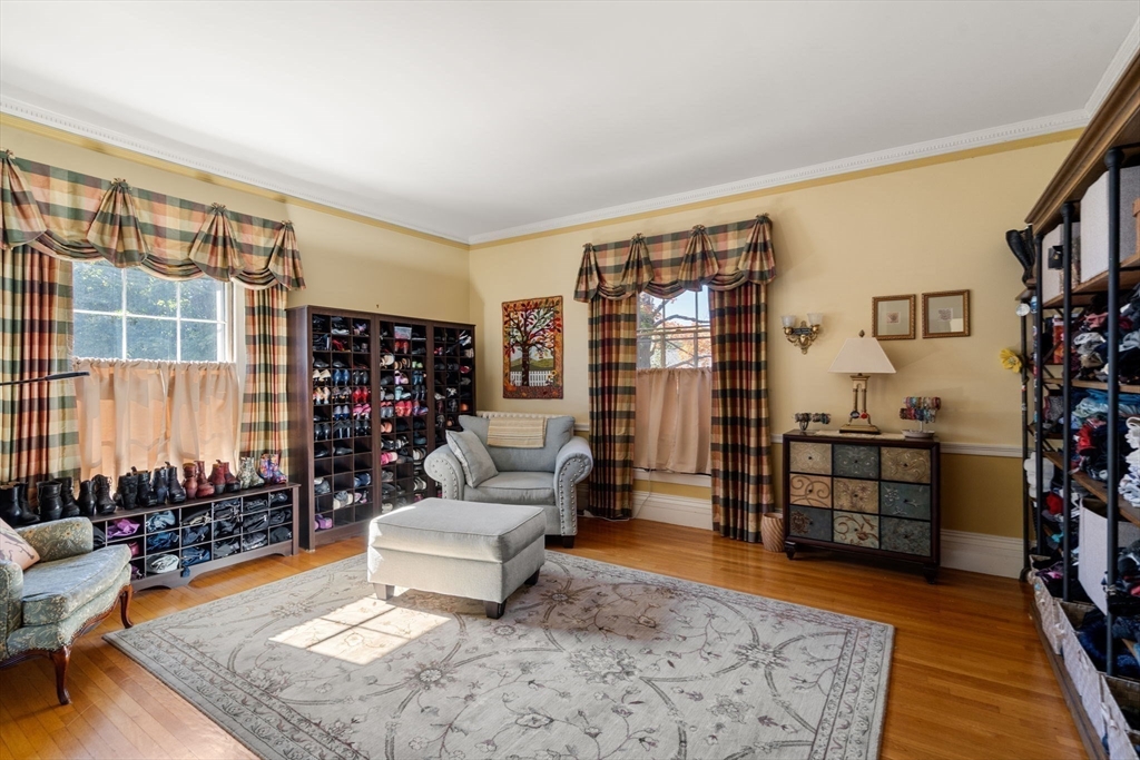 7 bed, 4+ bath apartment for rent at 62 Old River Pl, Dedham — photo 34 of 41