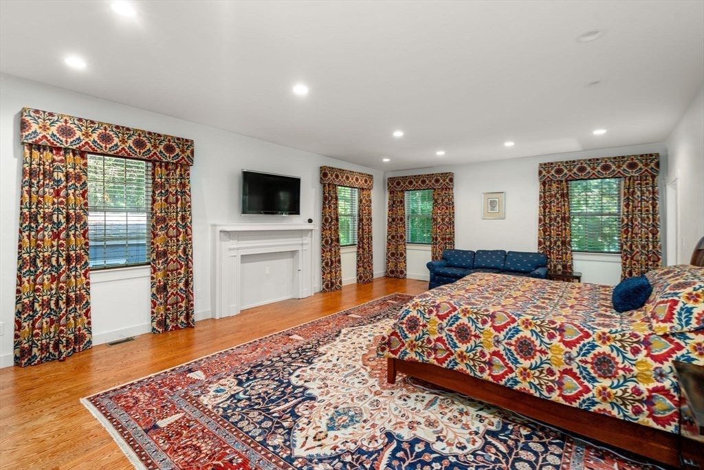 7 bed, 4+ bath apartment for rent at 62 Old River Pl, Dedham — photo 30 of 41