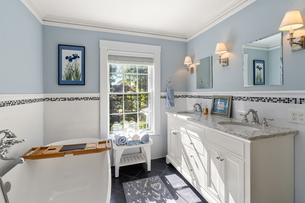 7 bed, 4+ bath apartment for rent at 62 Old River Pl, Dedham — photo 28 of 41