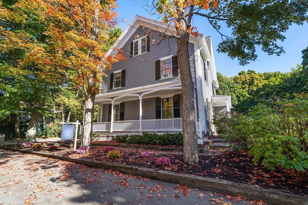 7 bed, 4+ bath apartment for rent at 62 Old River Pl, Dedham — photo 1 of 41