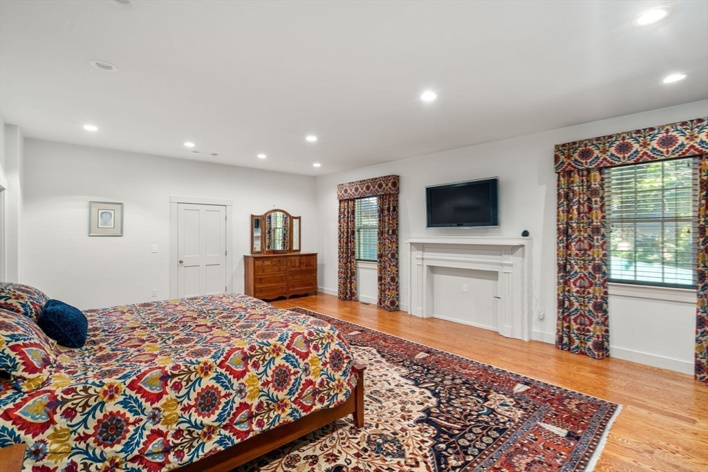 7 bed, 4+ bath apartment for rent at 62 Old River Pl, Dedham — photo 29 of 41