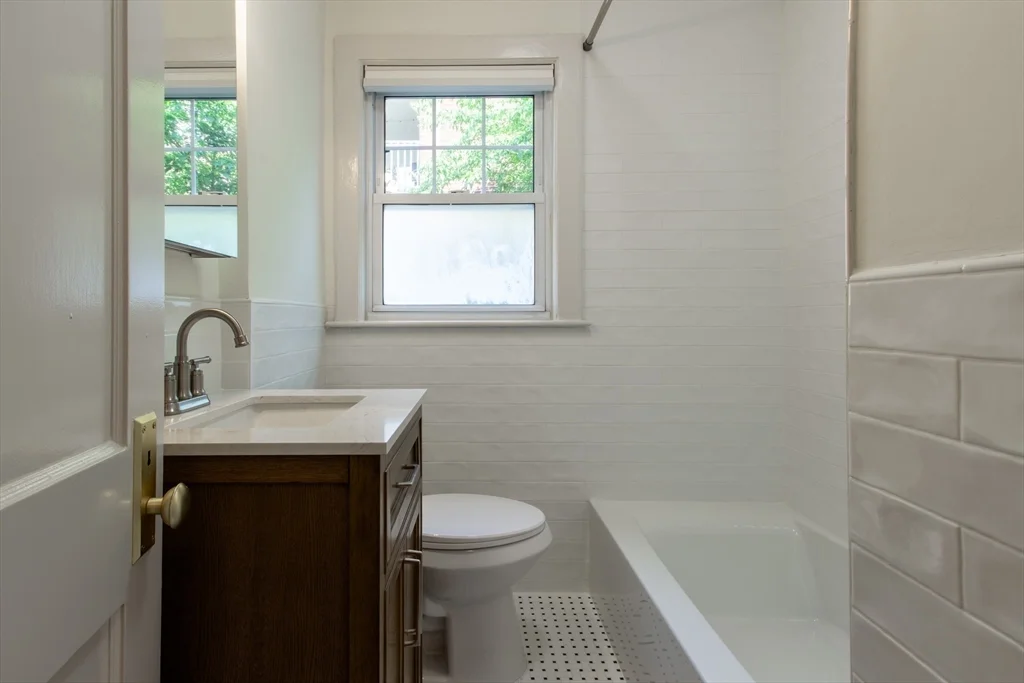 2 bed, 1 bath apartment for rent at 62 Orchardhill Rd Unit -, Jamaica Plain — photo 14 of 22