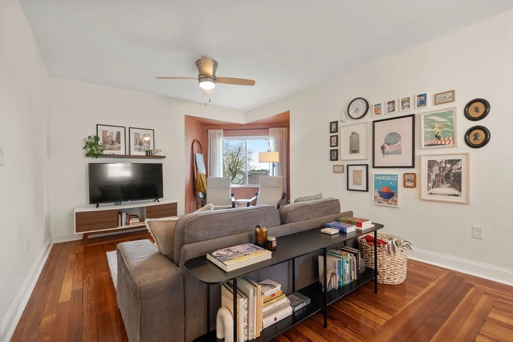3 bed, 2 bath apartment for rent at 62 Park Ave Unit 2, Winthrop — photo 6 of 18