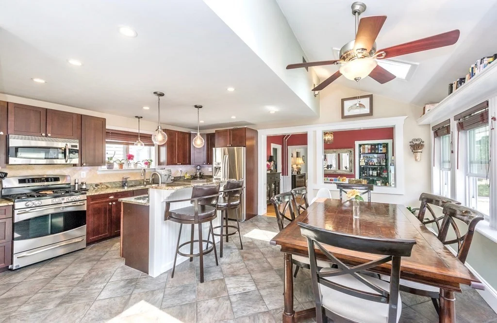 3 bed, 1.5 bath apartment for rent at 62 Perkins St Unit 0, Charlestown