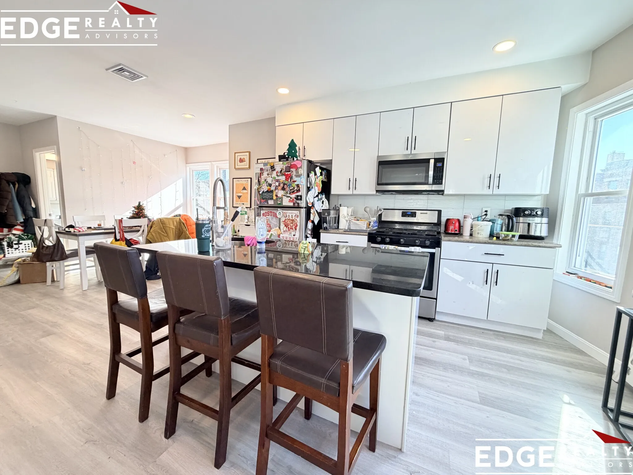 5 bed, 2.5 bath apartment for rent at 62 Quint Ave Unit 2, Brighton — photo 1 of 10