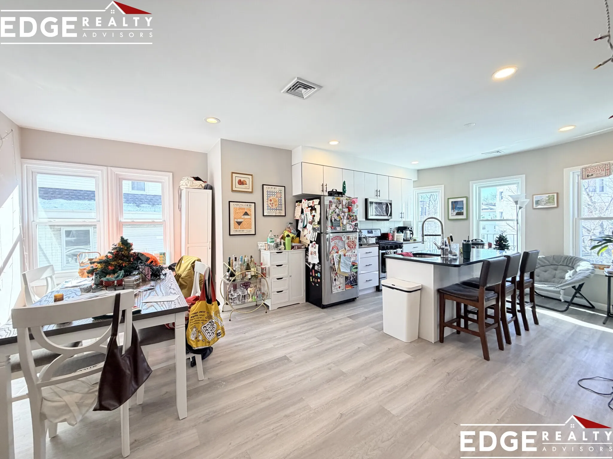 5 bed, 2.5 bath apartment for rent at 62 Quint Ave Unit 2, Brighton — photo 2 of 10
