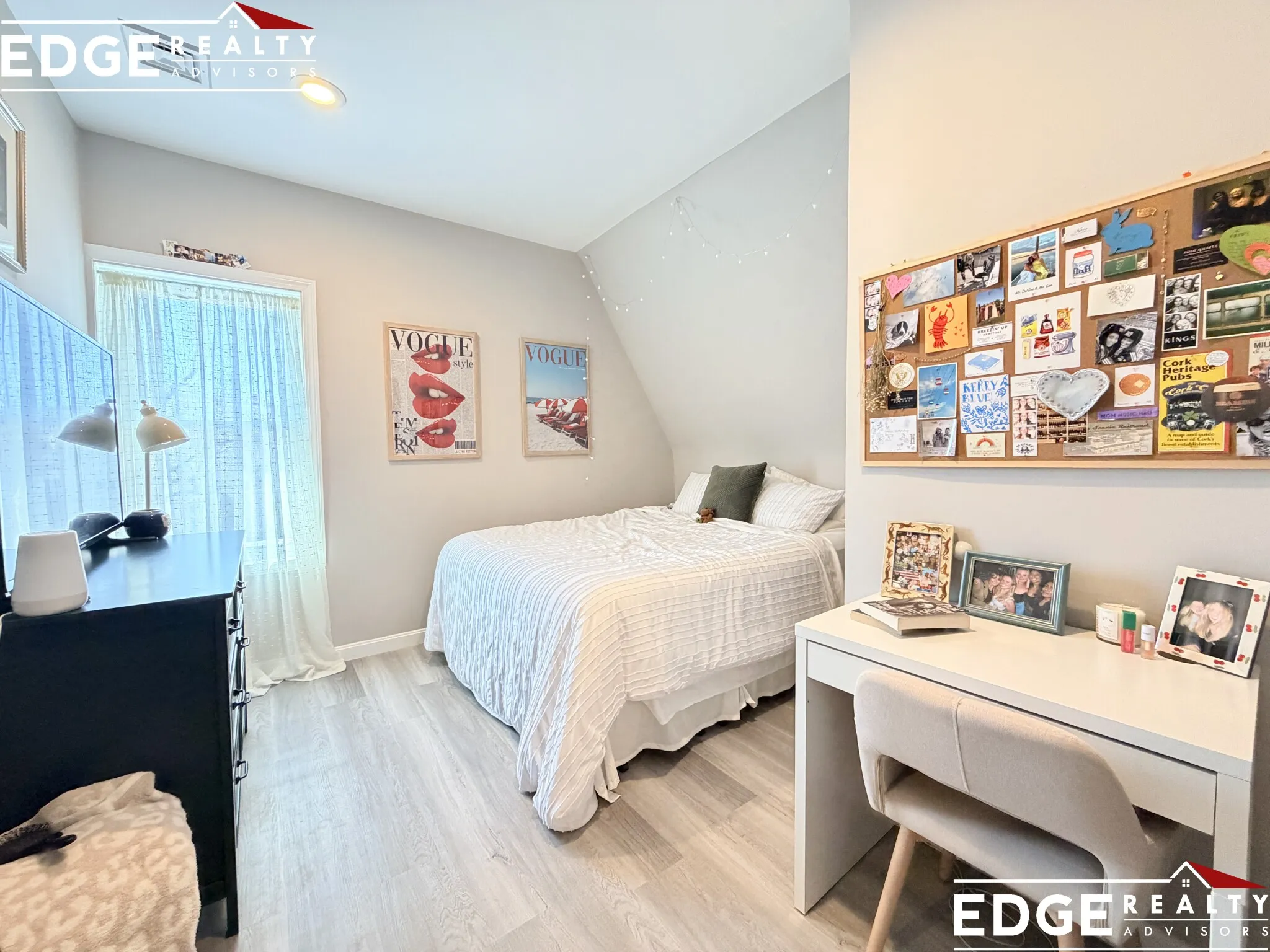 5 bed, 2.5 bath apartment for rent at 62 Quint Ave Unit 2, Brighton — photo 5 of 10
