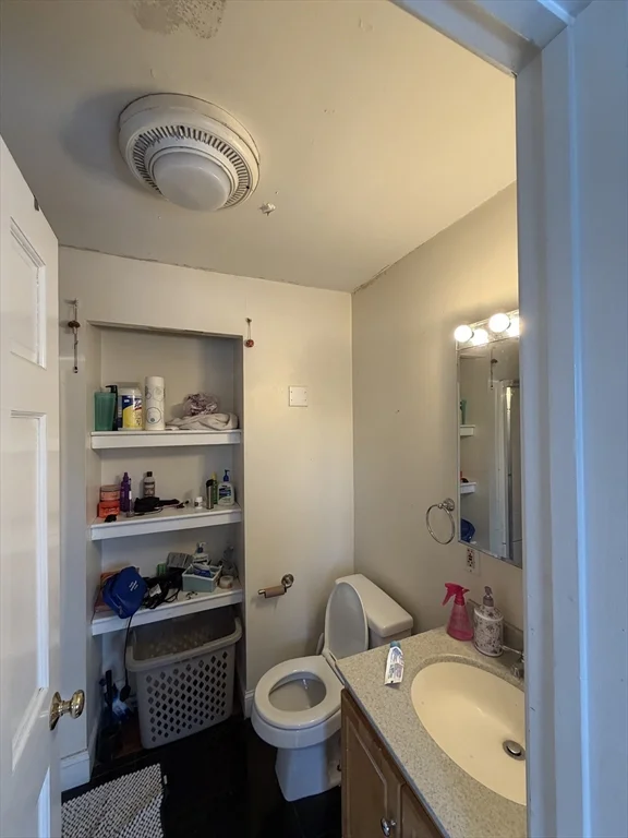 5 bed, 2 bath apartment for rent at 62 Ridgemont St Unit 2, Allston — photo 15 of 17